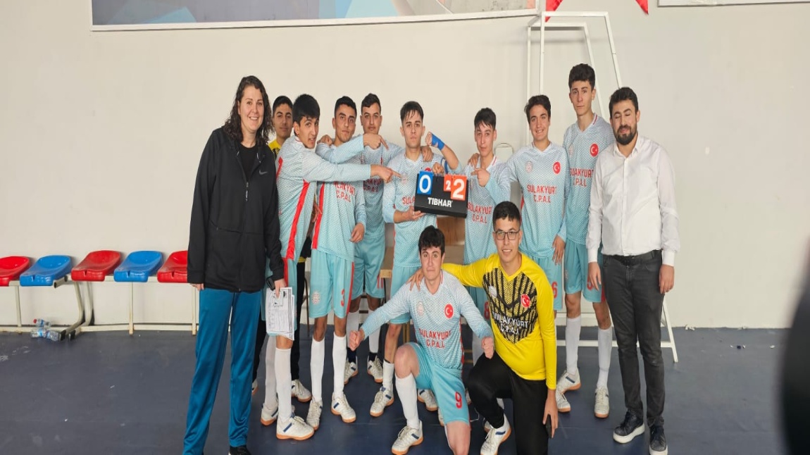 Okulumuz Gençler A Futsal Turnuvasına Galibiyetle Başladı.